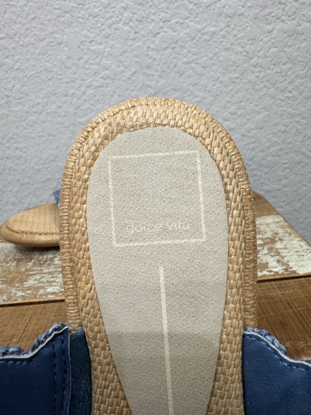 Dolce Vita Aperol Scalloped Blue Slide Sandals Size 9 - Picture 5 of 7